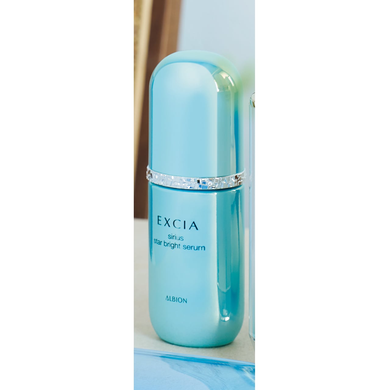 エクシア
シリウス スターブライト セラム（医薬部外品） 40㎖￥17380／アルビオン（3月17日発売）