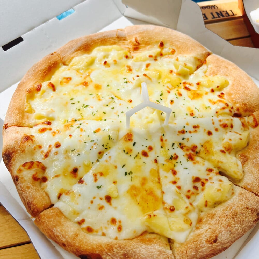 ピザハット　ミルキーグラタンピザ　ハンドトス (スタンダード)
