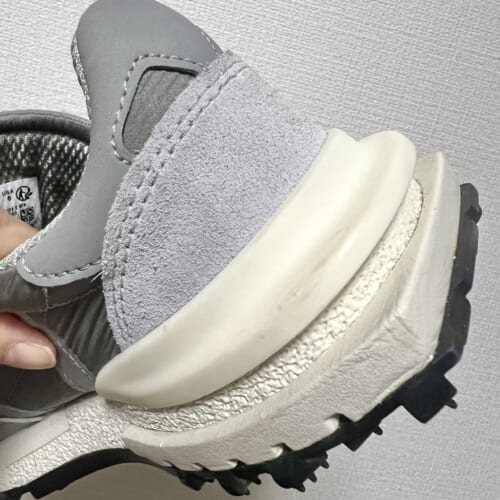 スニーカー 靴 ハイテク シルバー ラコステ アダムエロペ