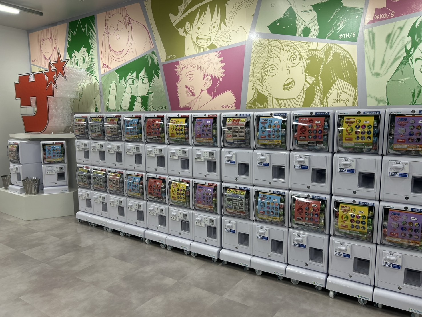 カプセルトイコーナー THE ジャンプショップ神保町