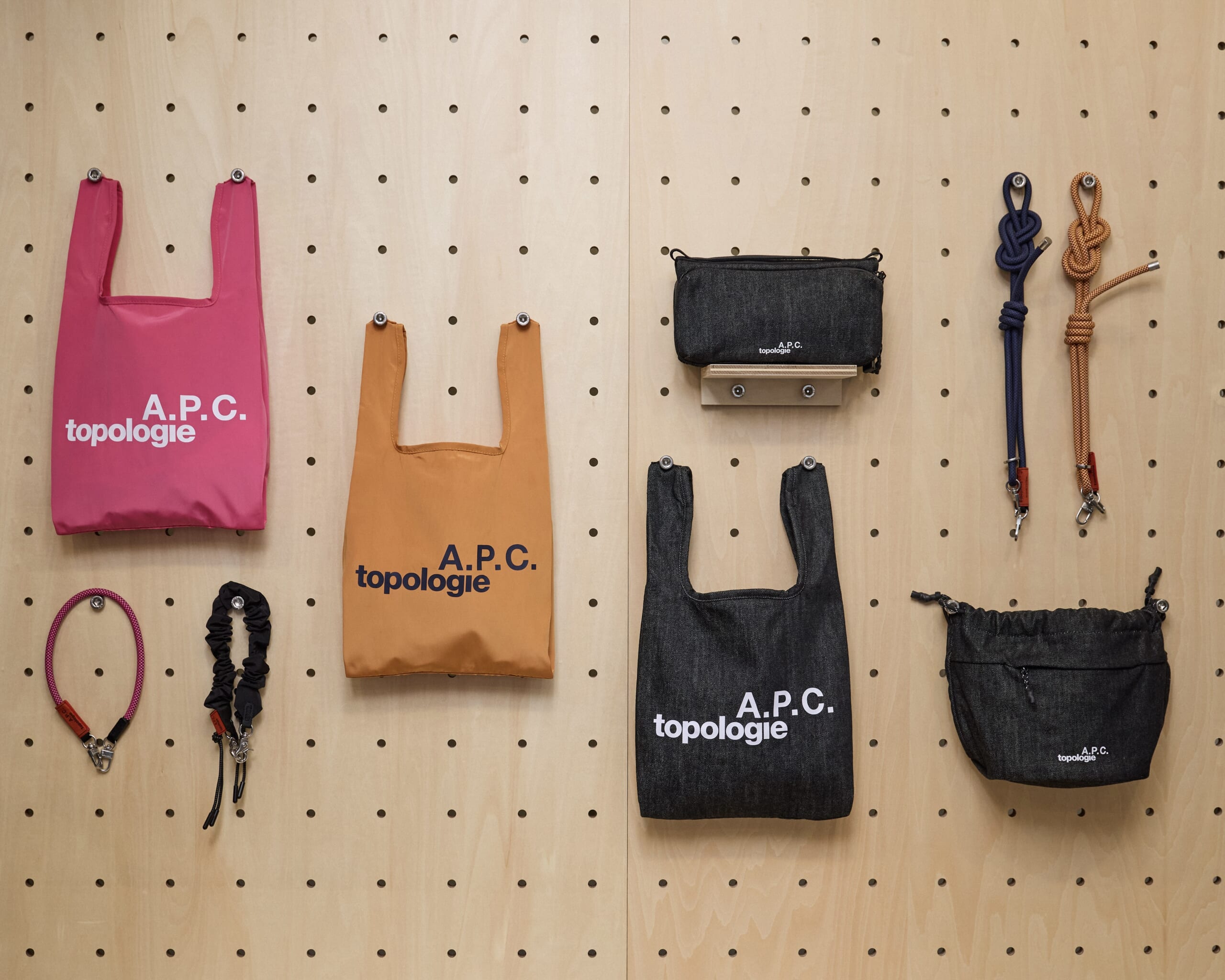 A.P.C. TOPOLOGIE　メインビジュアル