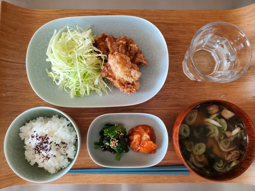 【主菜】リイラボのオーバルプレートM