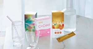 飲むブライトニング【インナーケア3選】人気のグルタチオン、進化したビタミンC…など内側から明るい肌に！