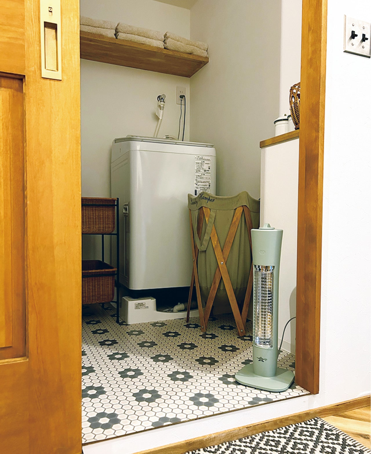 リノベで洗濯室から洗面台を移動し、着脱スペースを拡大