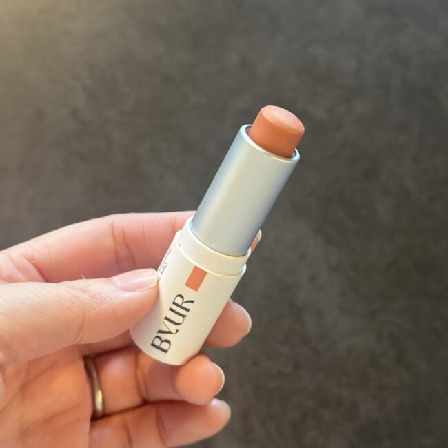 【ByUR(バイユア)】セラムフィット ボリューミング グロースティック・01メロウ