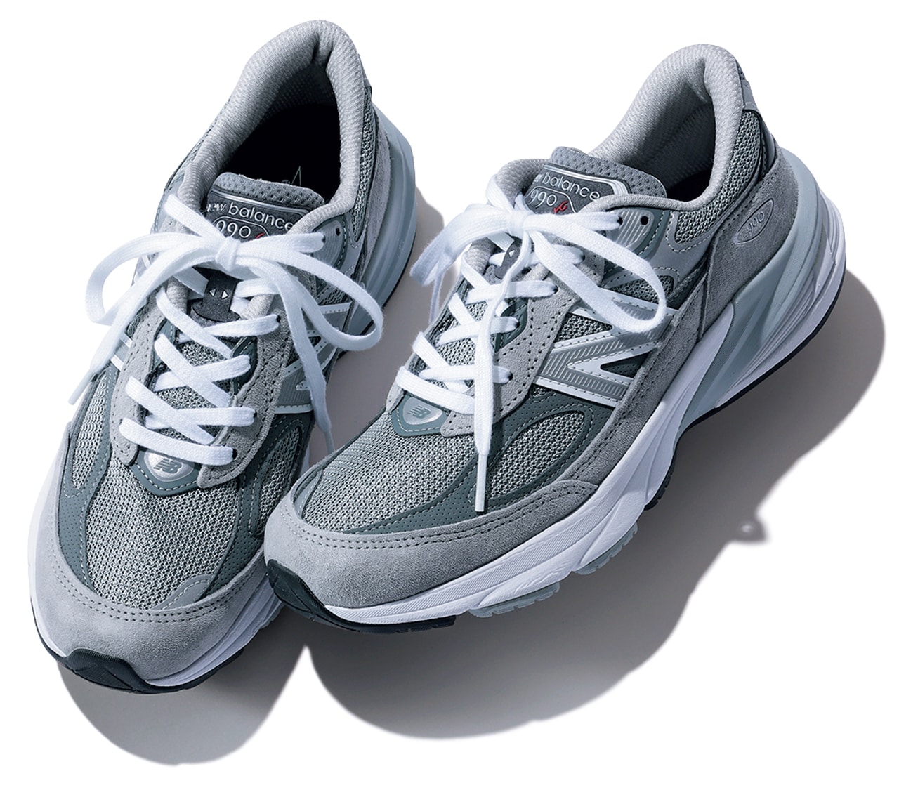 モデル 高山 都さん
【New Balance（ニューバランス）】「Made in USA 990v6」スニーカー　￥39600