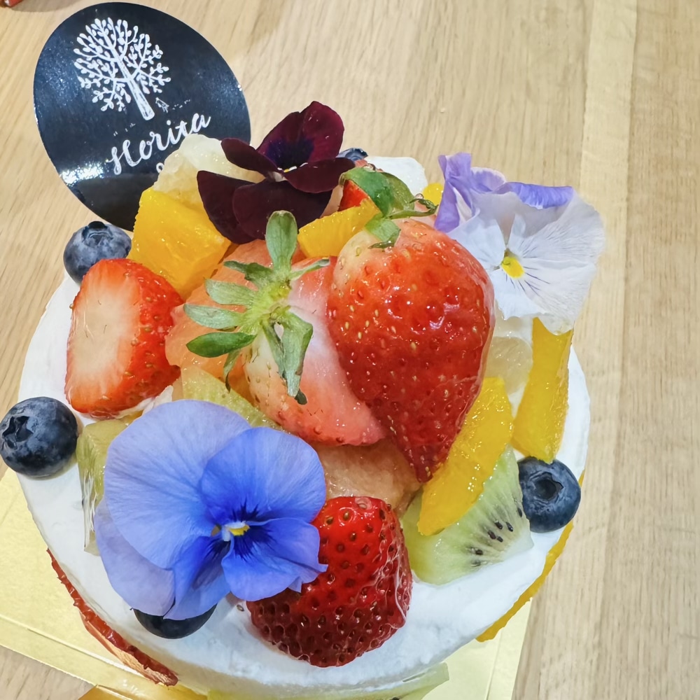 Horita205 バースデーケーキ　ホールケーキ