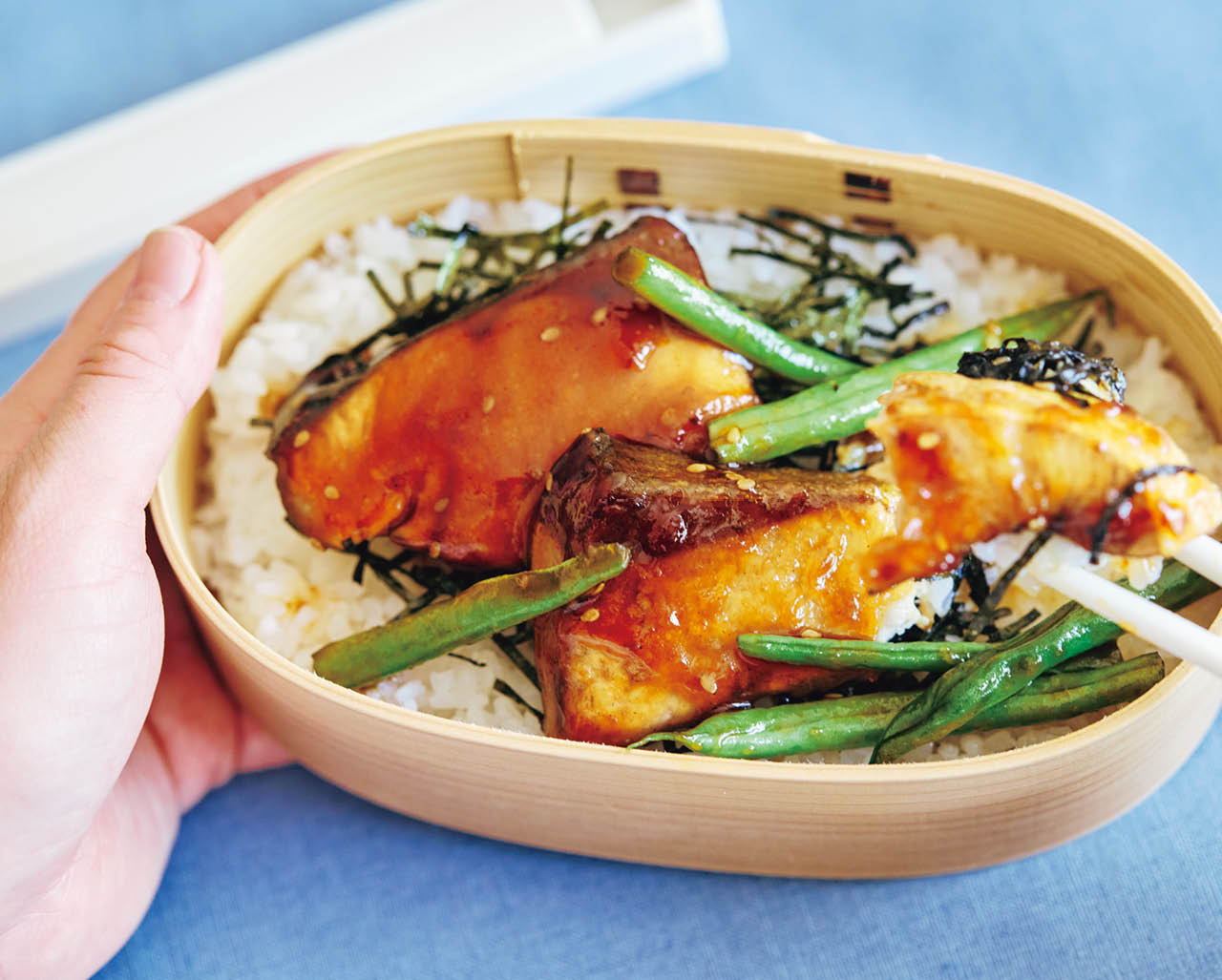 ブリの焼き肉ダレ焼き弁当
