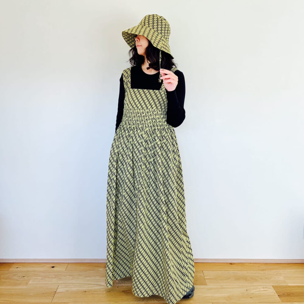 MERRELL　スピード アーク マティス ゴアテックス
Geometric Pattern Hat　sara mallika　Geometric Pattern Tuck Sleeveless Dress

