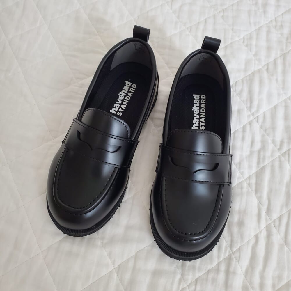 バースデイ（しまむら）の軽量ローファー