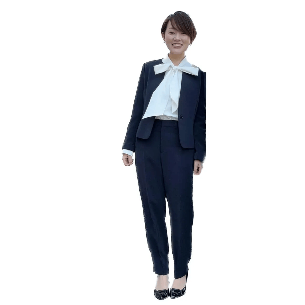 【ジーユー】ボウタイブラウスのコーデ