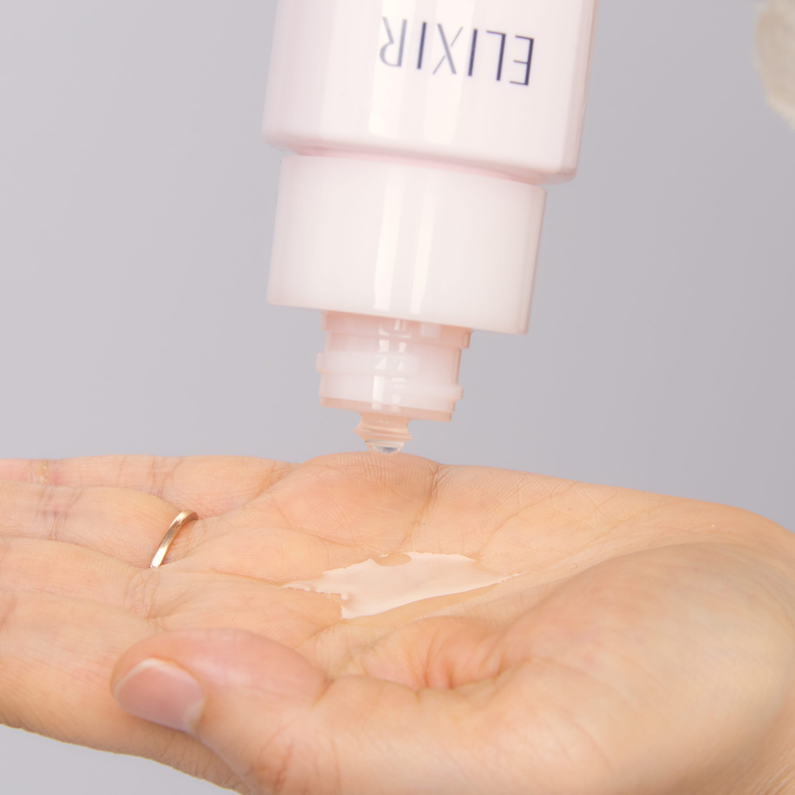 【エリクシール】ブライトニング ローション しっとりタイプ ca ほか を使ってみた!