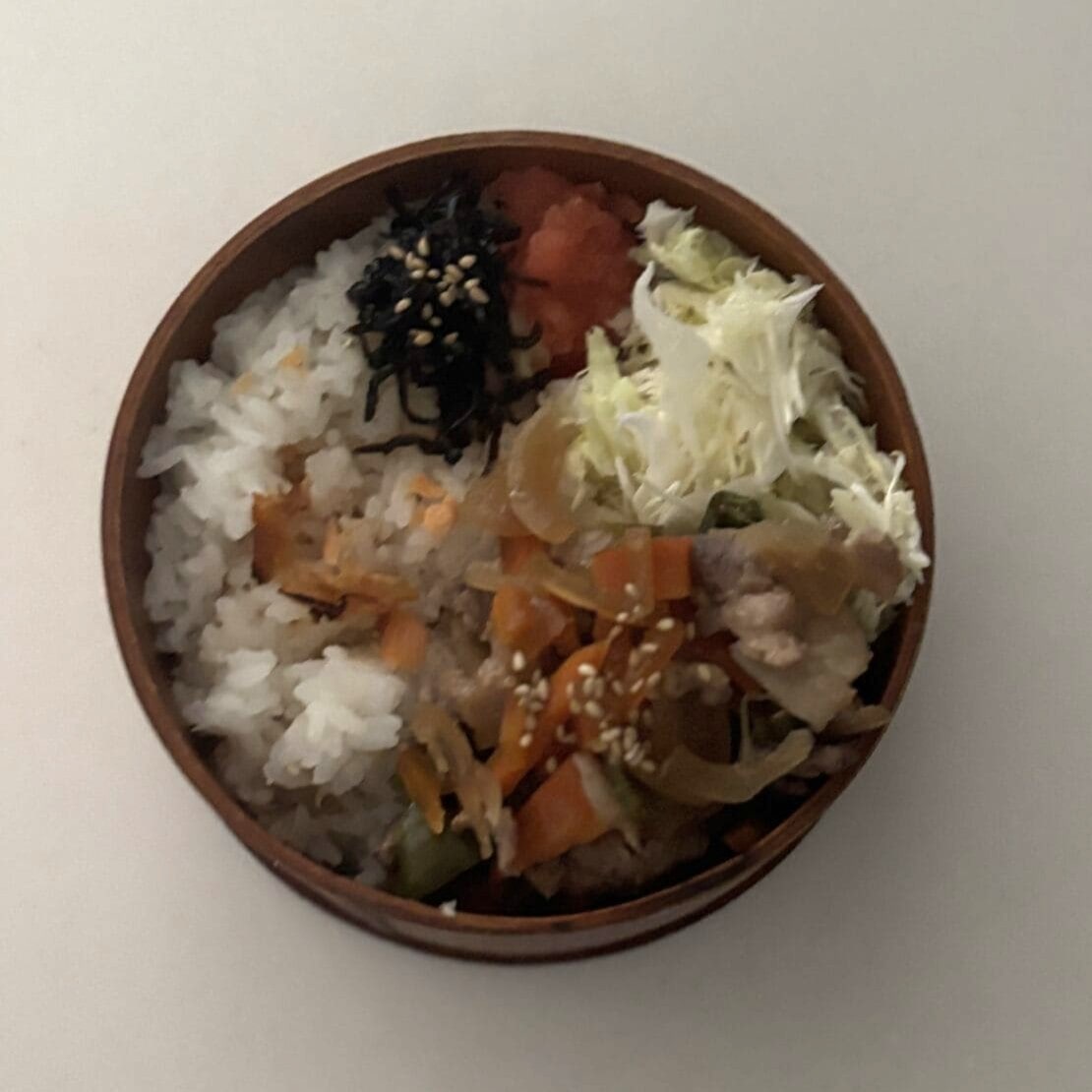 川口ゆかりさん作の曲げわっぱ弁当１