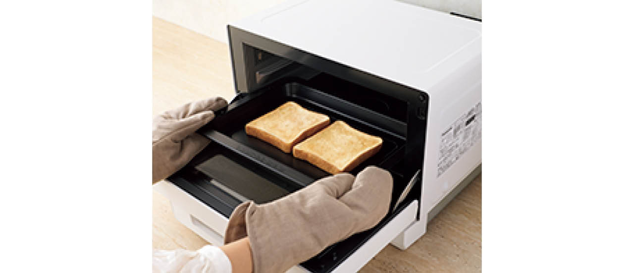 常温はもちろん、冷凍の食パンでも裏返し不要でトーストできます