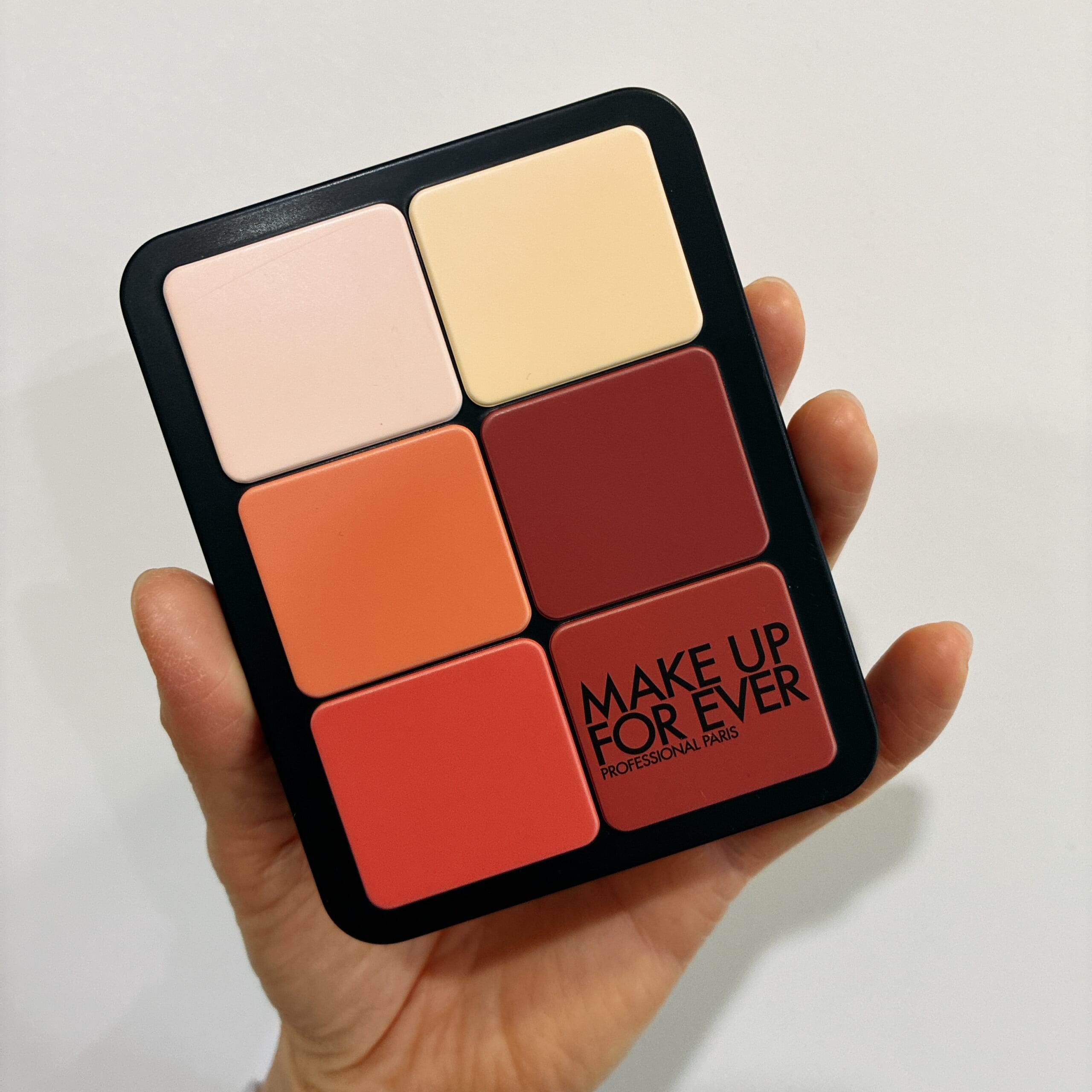 MAKE UP FOREVER HDスキン エッセンシャルパレット