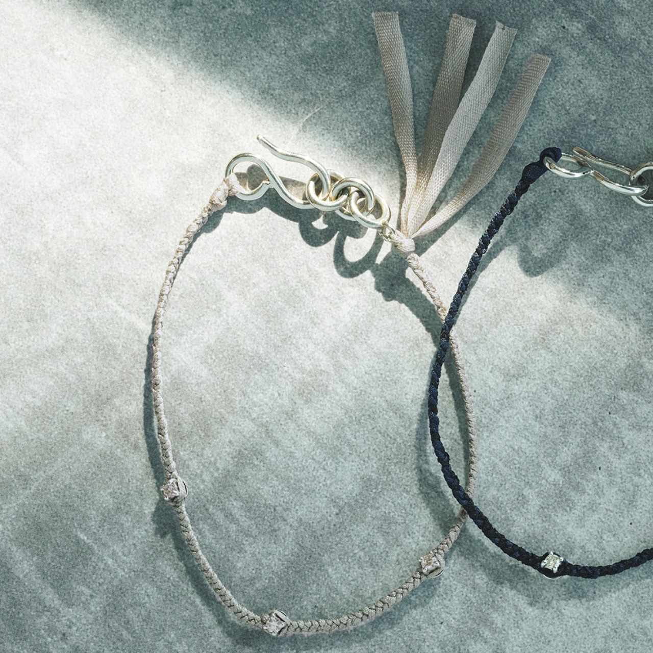 PLOW(プラウ)【五明祐子さんセレクト】Pure Silk Bracelet 3Dia