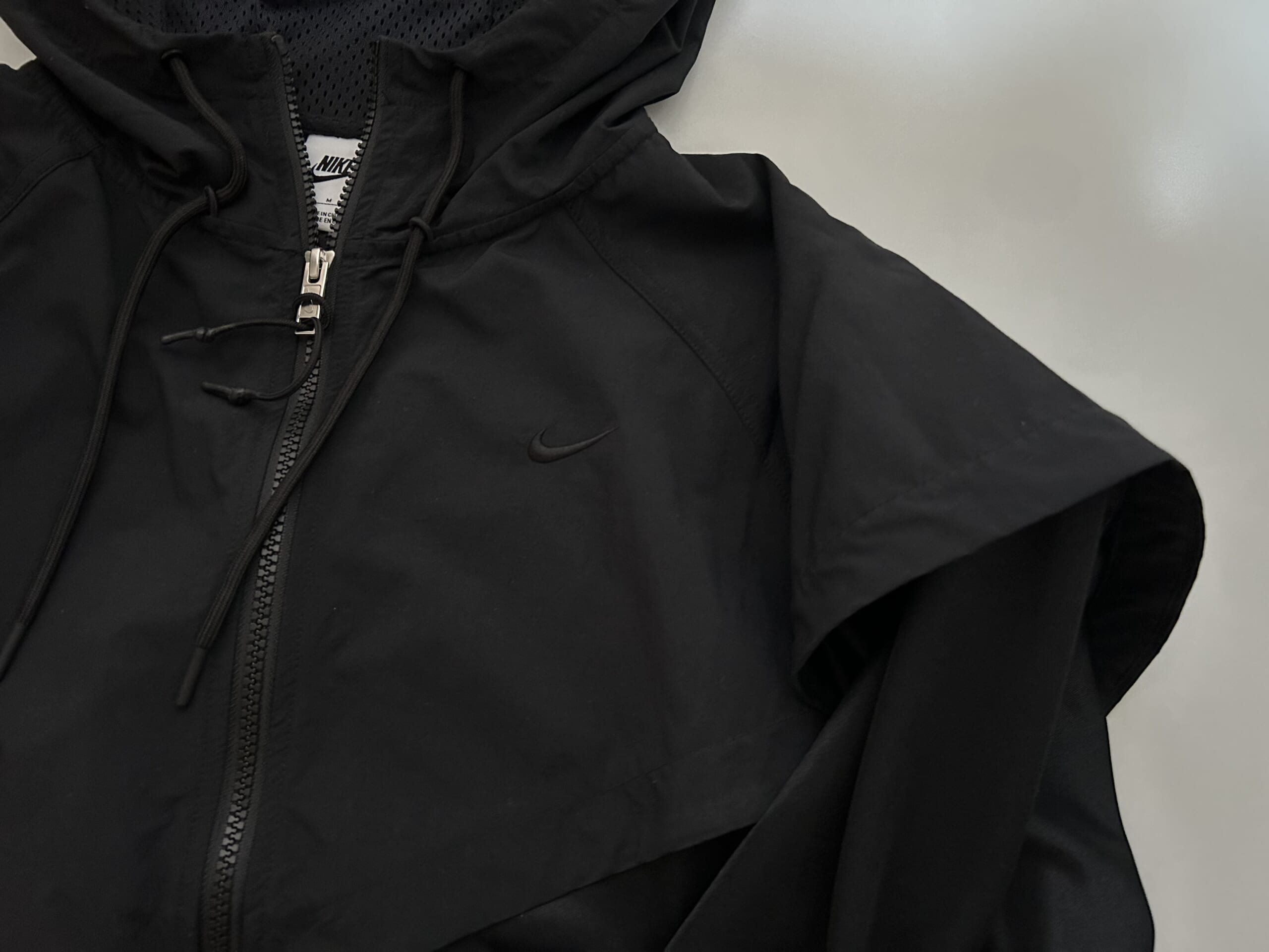 40代、普段着としても着れられる「NIKE(ナイキ)フーディジャケット」、スポーツにもお出かけにも使えます。