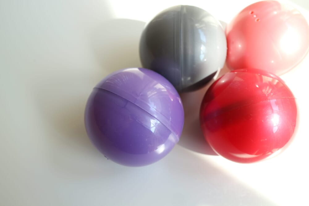 カプセルトイ　おぱんつ君