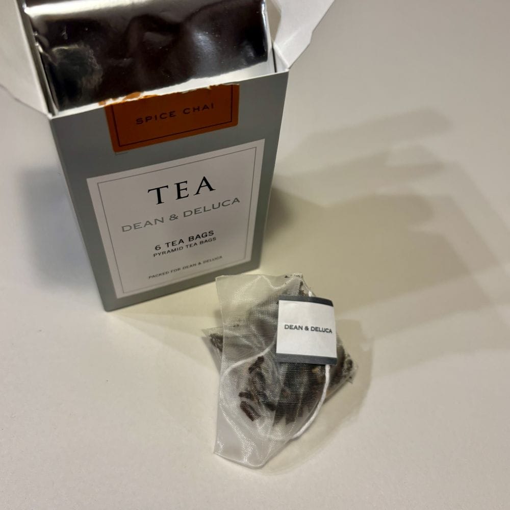 デーン＆デルカ　チャイ　ボトル　買い物