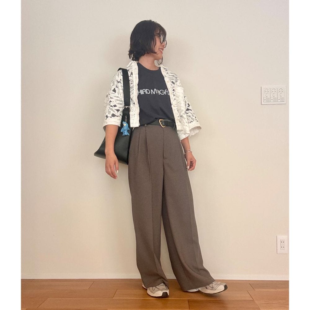 サードマガジン　ロゴT　コーデ