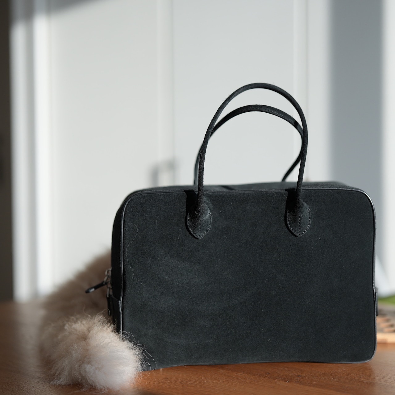 メゾンカナウ スタイリスト佐藤佳菜子さんboutique 310別注「BOX BOSTON（L）」SUMIKUROスエード