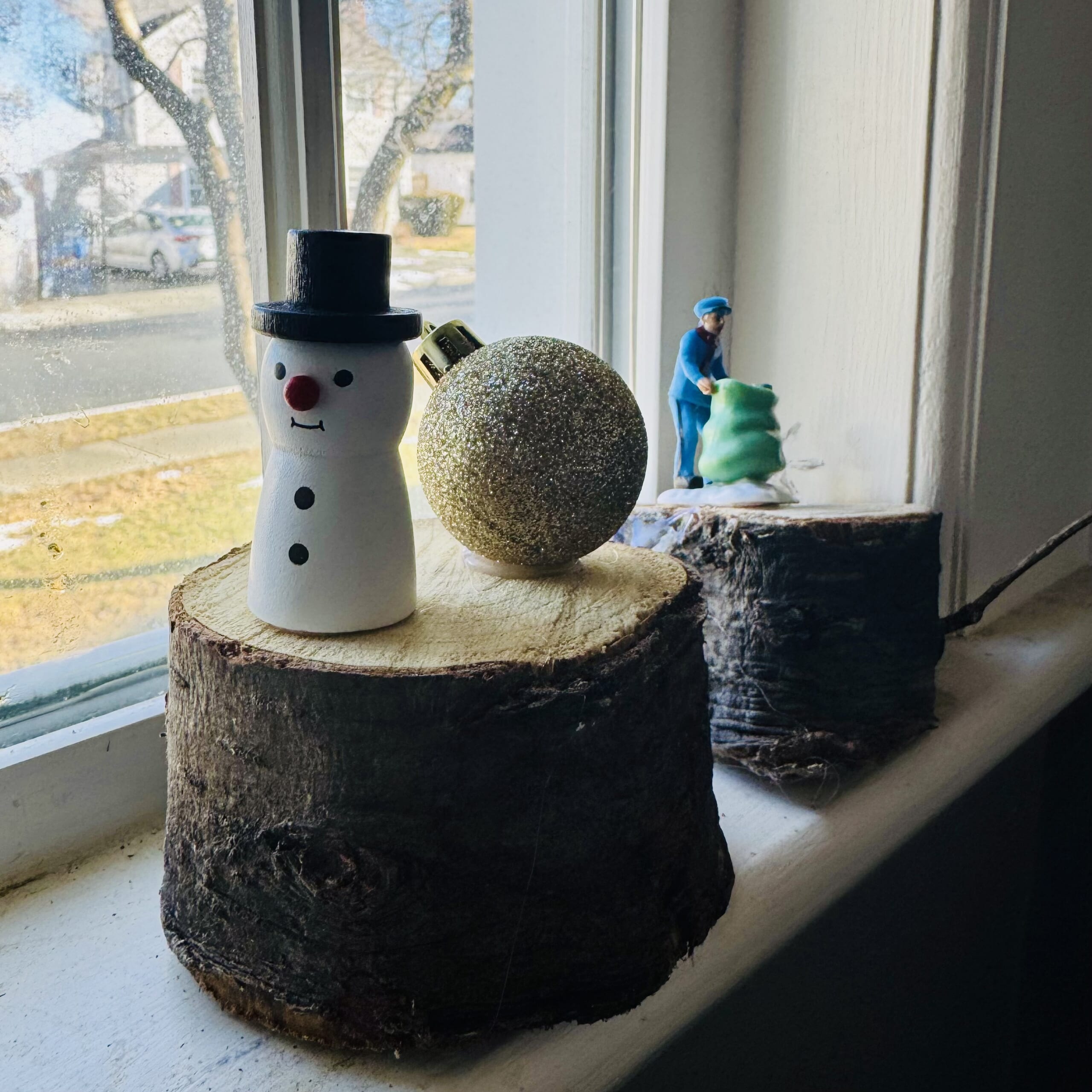 切り株カードスタンド