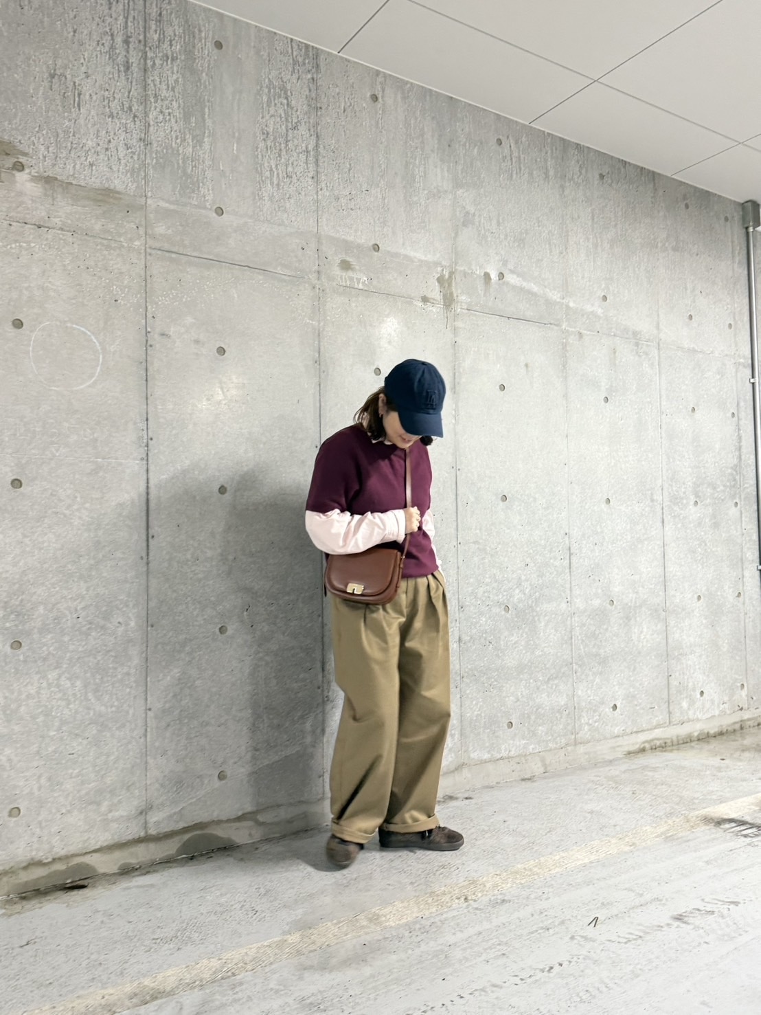 '47（フォーティセブン）キャップをかぶるスタイリスト徳永千夏さん全身コーデ（前）