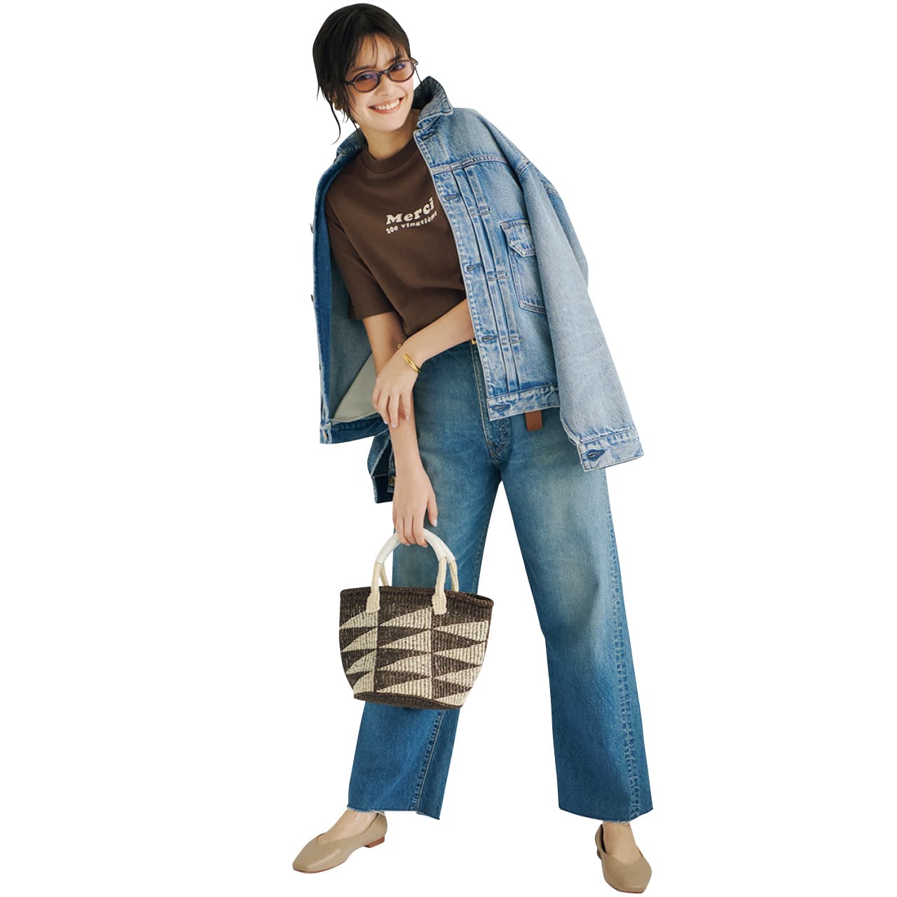 岸本セシルさんの20th Anniv. LEE限定 12closet(トゥエルブクローゼット)【洗える】USAコットン Merci Tシャツ ブラウンのコーデ