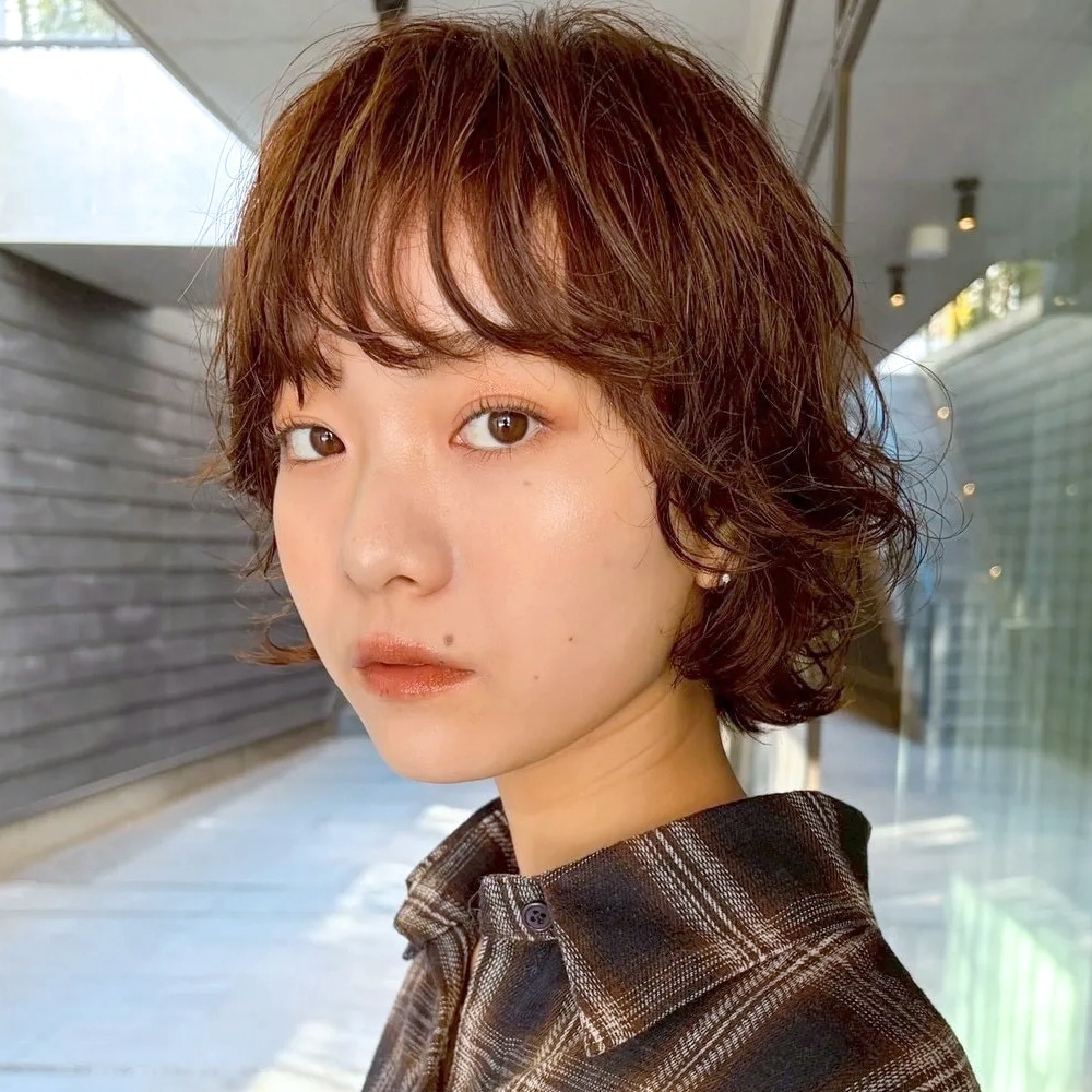 「ニュアンスパーマ」が決め手！時短でスタイリングできるレイヤーボブ　アザーカット02