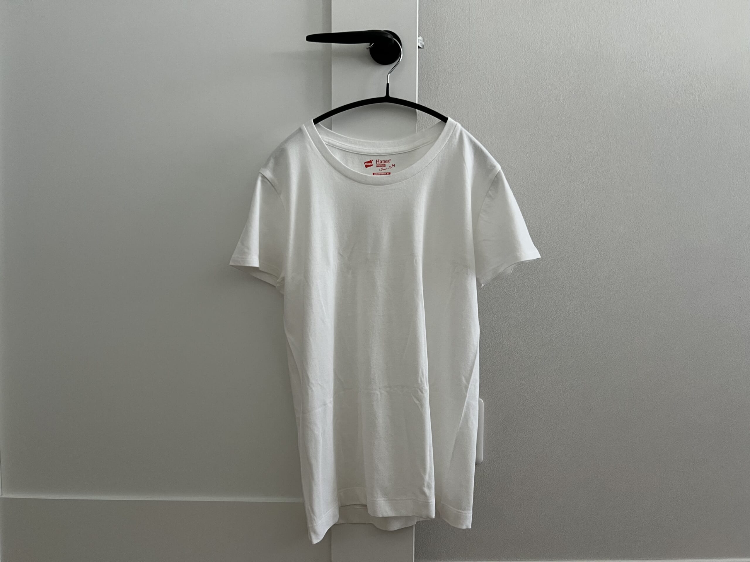 【Hanes】タグがなくて快適！定番白Tシャツ「タグレスフォート（Japan Fit for HER）」TB icoco