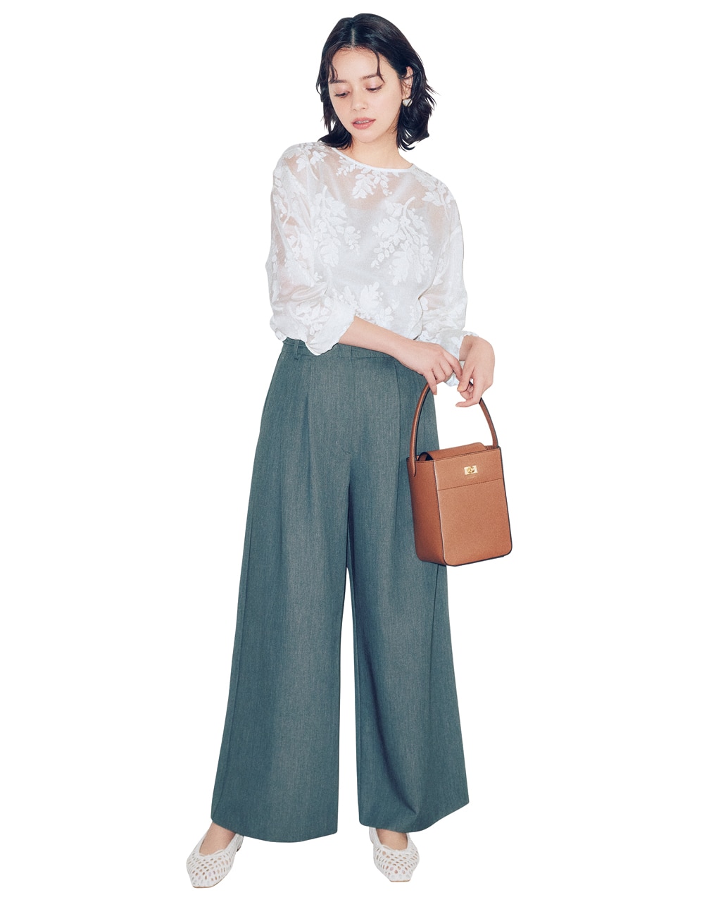 岸本セシルさん 【子どもの発表会コーデ】