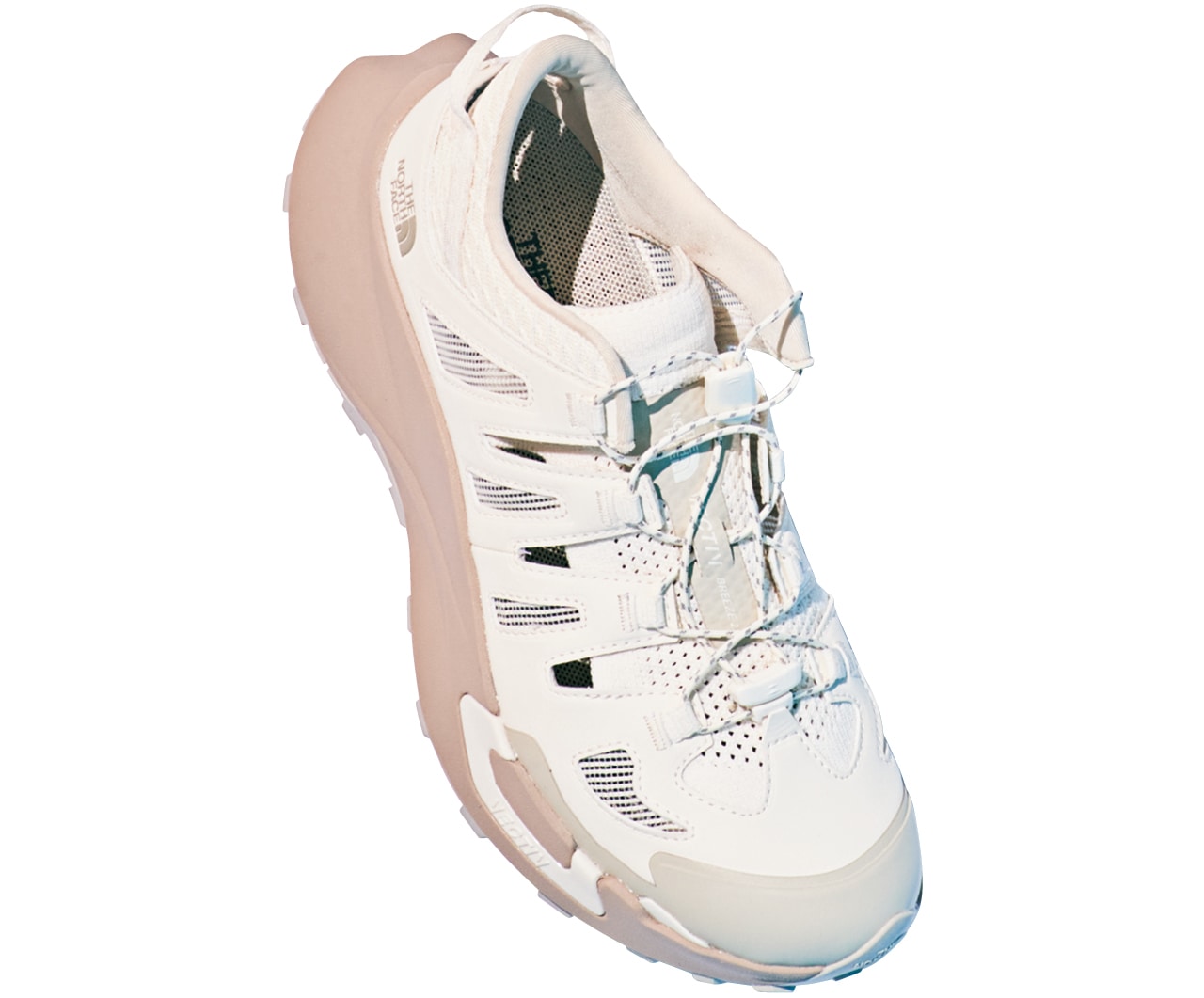 ［べクティブ ブリーズ 2］￥23980／ゴールドウイン カスタマーサービスセンター（ザ・ノース・フェイス）