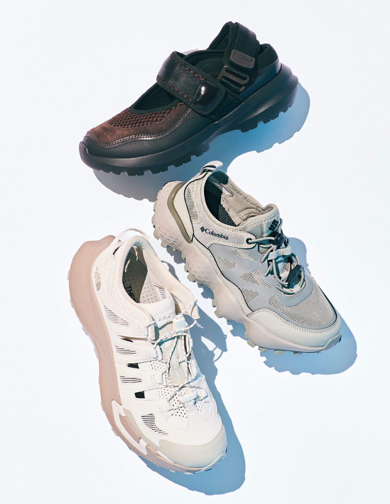 （上）［グレートジャーニー EXR］￥19910／ブルームーンカンパニー（シャカ）　（中）［スライブ リバイブ マックス ブリーズ］￥14850／コロンビアスポーツウェアジャパン（コロンビア）　（下）［べクティブ ブリーズ 2］￥23980／ゴールドウイン カスタマーサービスセンター（ザ・ノース・フェイス）