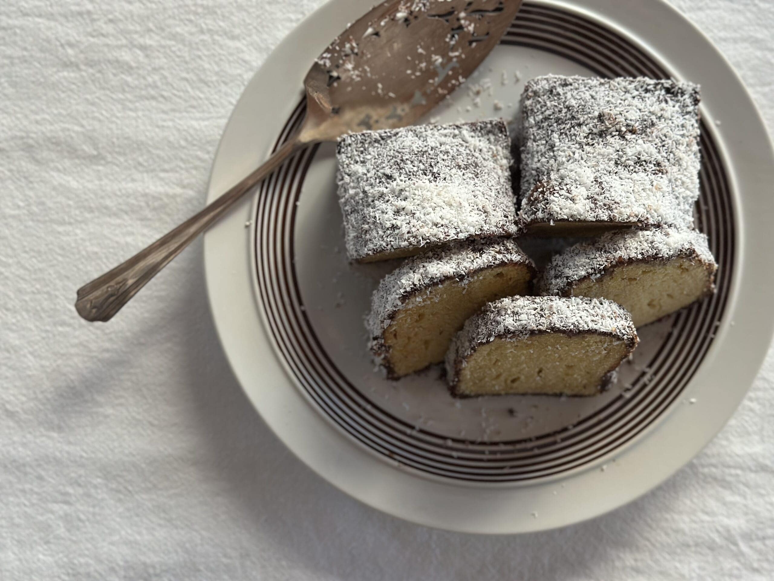 ラミントン ラミントンレシピ ラミントンケーキ