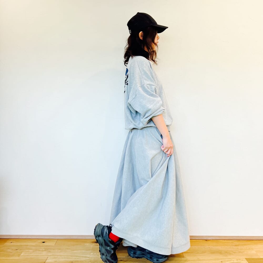 ETRE TOKYO　ニットボリュームスカート
MERRELL　スピード アーク マティス ゴアテックス
