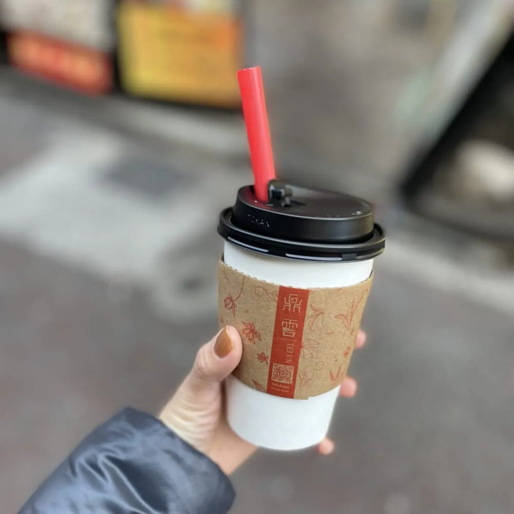 「鼎雲茶倉（テイウンチャクラ）」タピオカドリンク