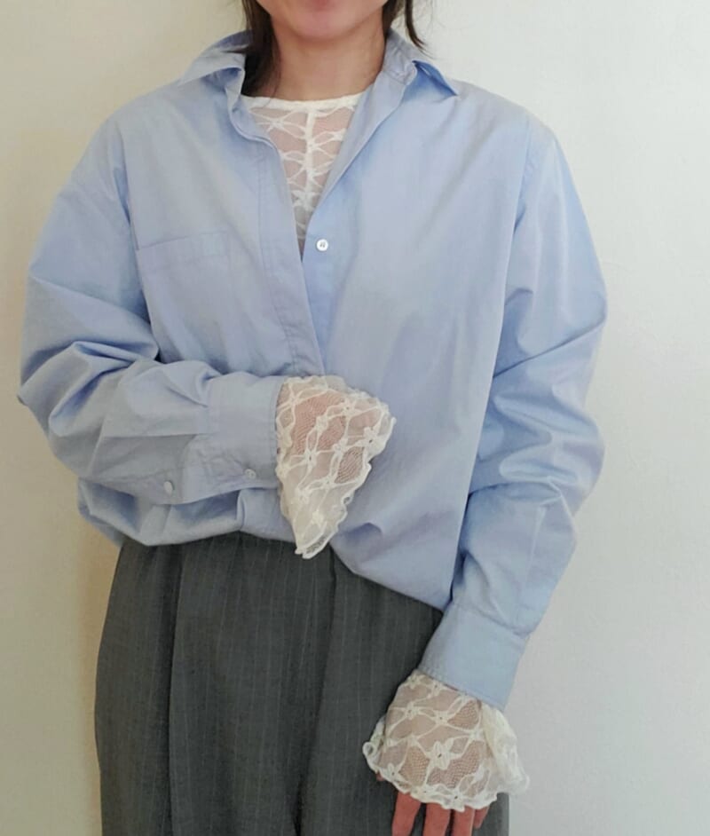 【SLOBE IENA】レーススリーブブラウスのオフィスコーデ