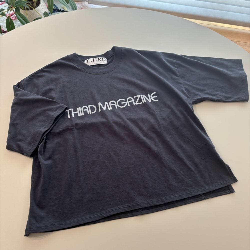 サードマガジン　ロゴTシャツ　コーデ　春夏