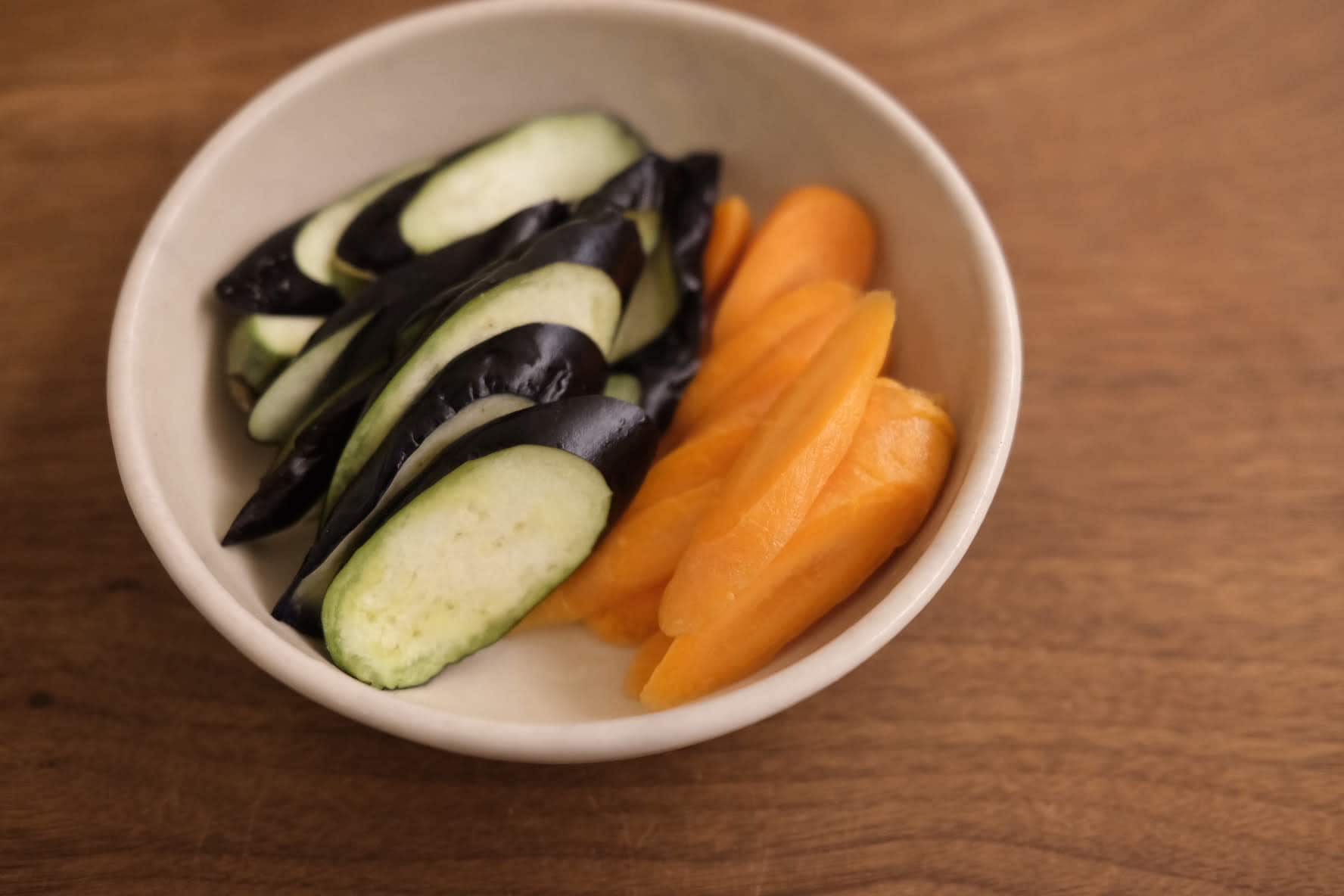 糠漬け：茄子と人参