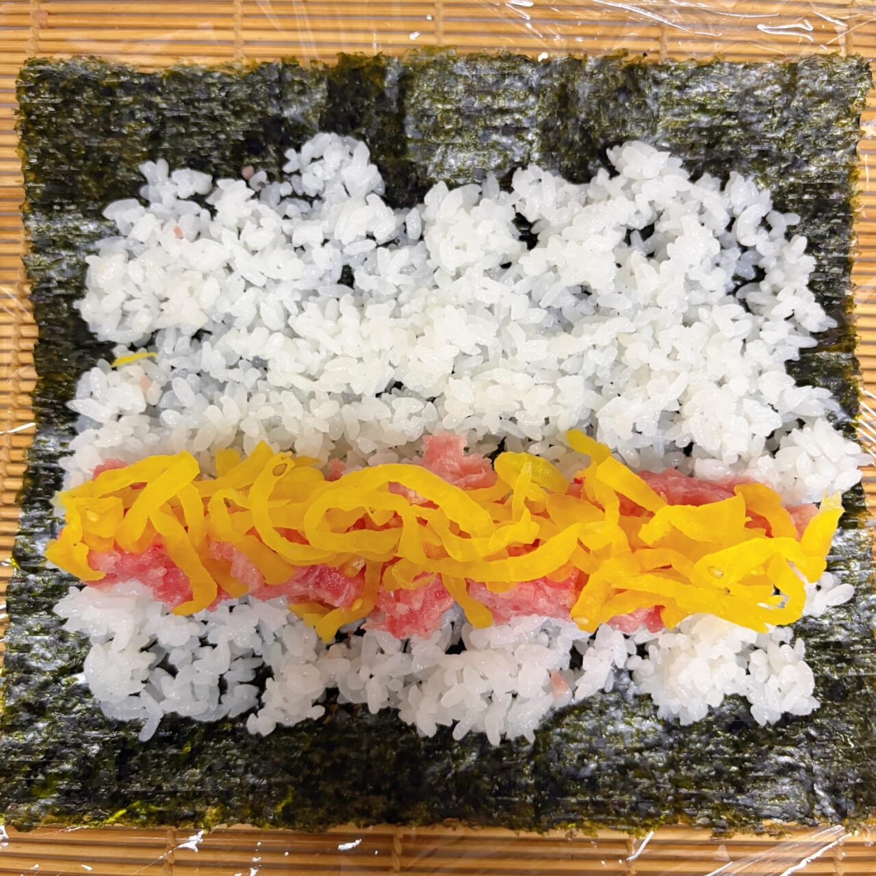 トロたく　簡単巻き寿司　スーパーの食材で巻き寿司