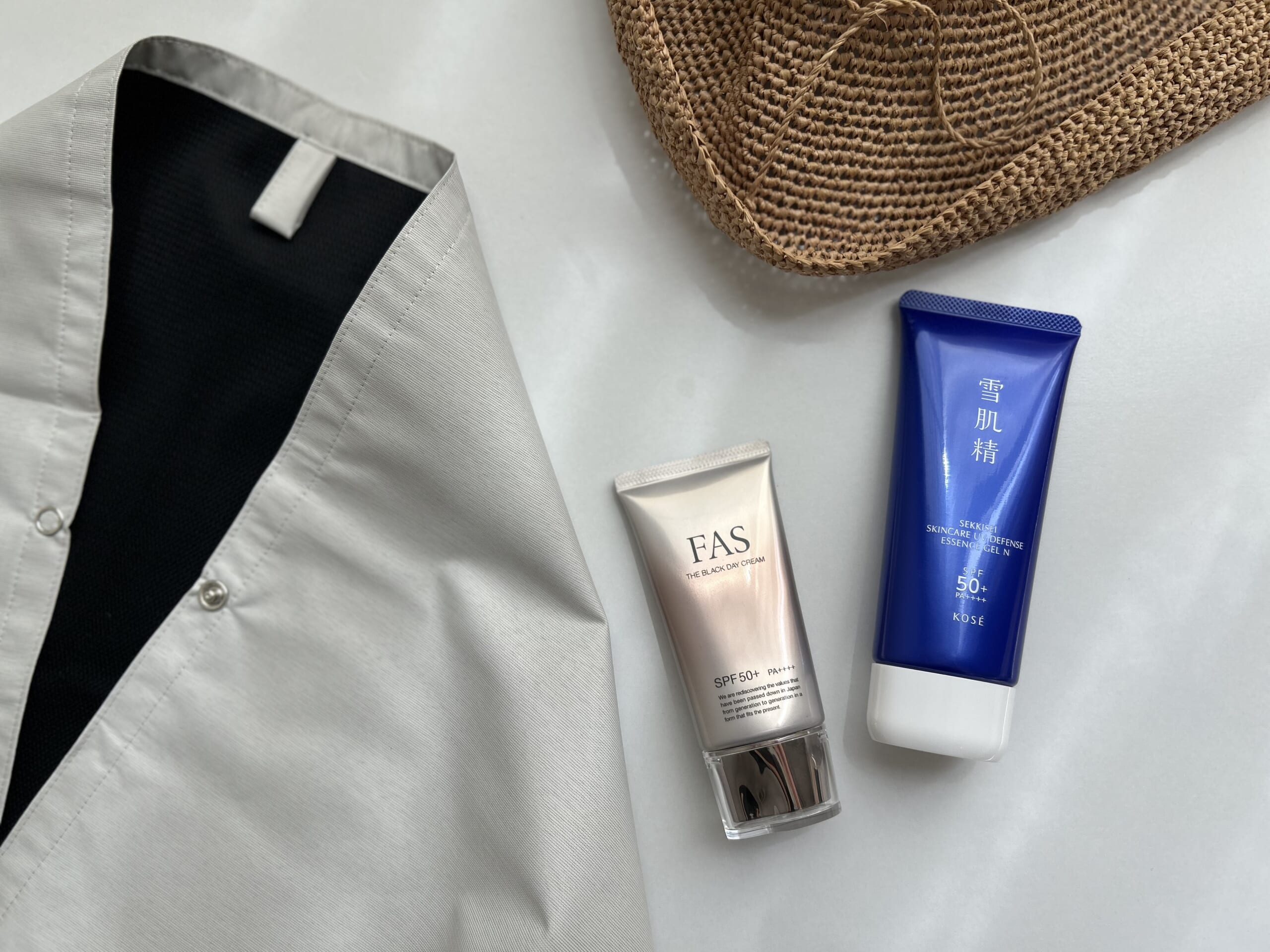 40代の紫外線対策、日差しが強くなる春先から真夏へと頼りになるアイテム、「サンバリア100のワイド・ナガシカク」と「オススメのUVケアコスメ2つ」をご紹介。