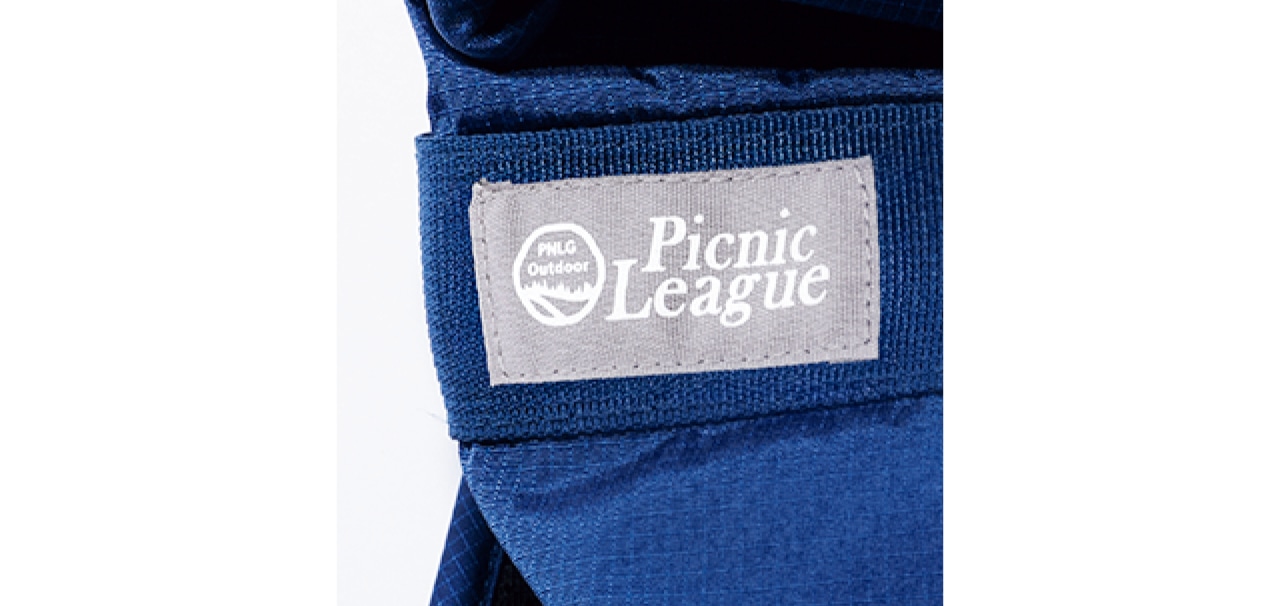 左上にはLEEマルシェ別注の証である「Picnic League」のロゴパッチが。