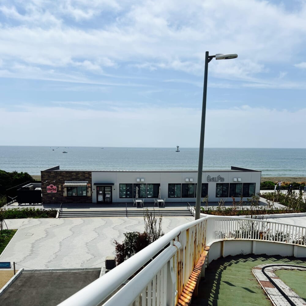 海辺の公園「ひらつかシーテラス」 神奈川県平塚市