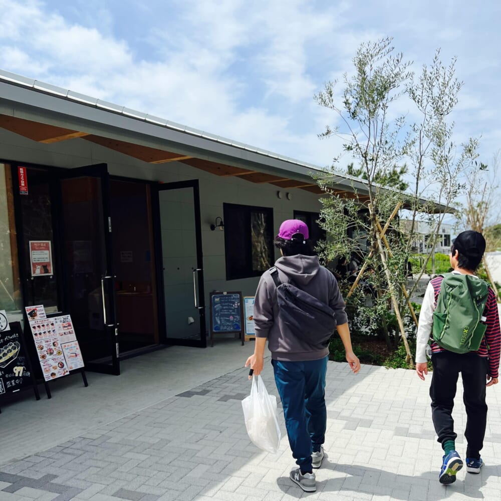 マルシェ棟 海辺の公園「ひらつかシーテラス」 神奈川県平塚市