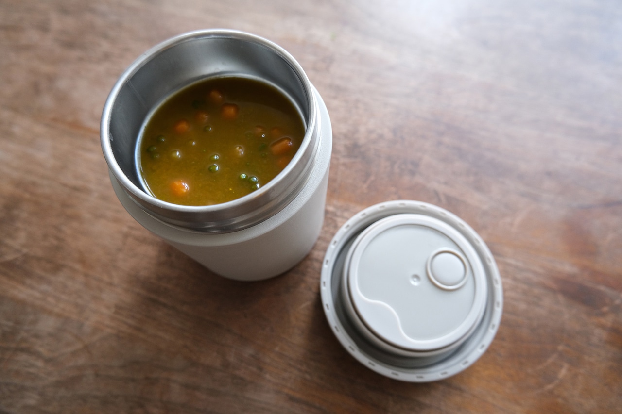 広口で洗いやすい 保温保冷 スープジャー使用シーン