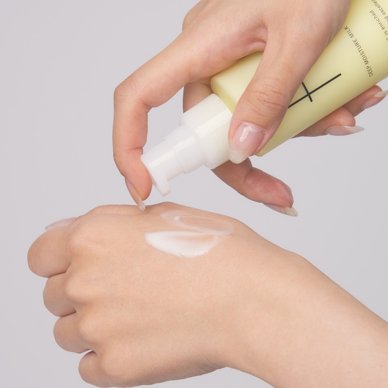 ディープモイスチャー ミルク Eをお試し！