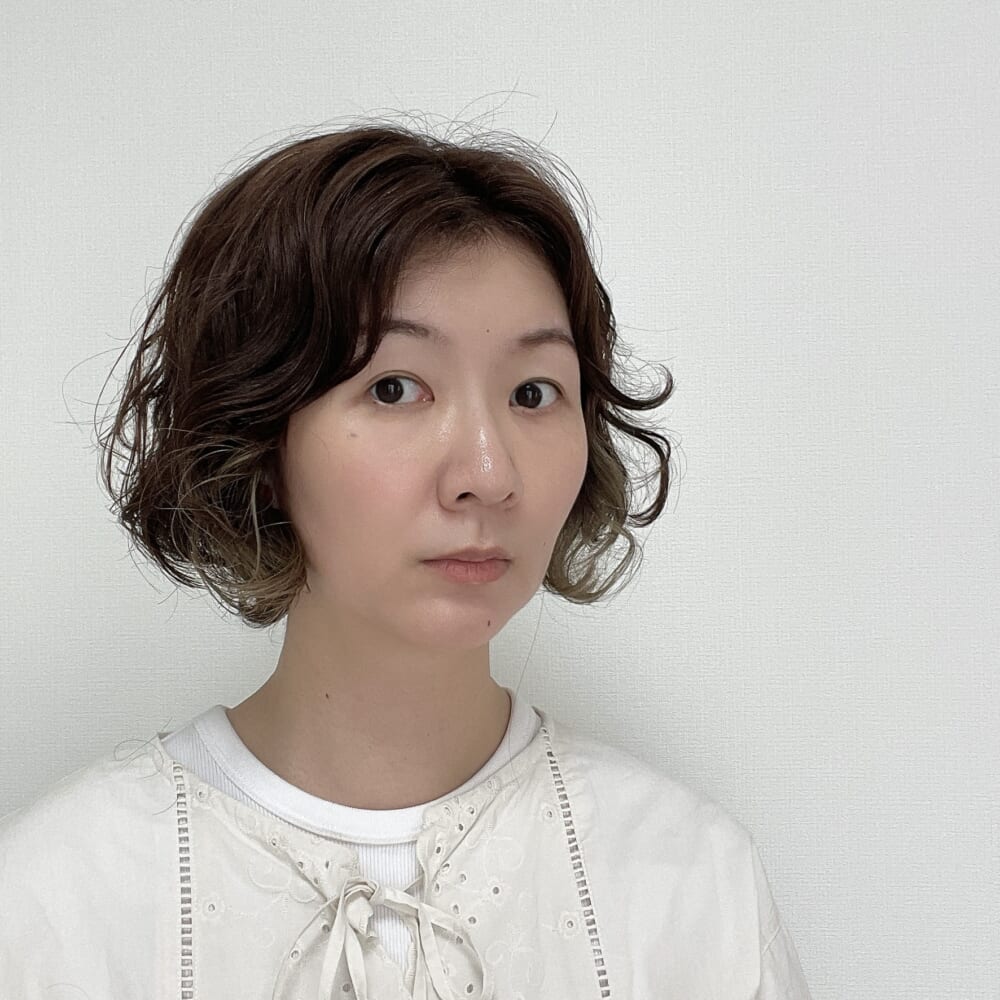 春先のコーデで今は暑いかもしれませんが、
アウターやインナーを替えればまだ着れるコーデ達です。

こう見るとシャツやシャツワンピはインナー次第で長い季節、着れるので優秀です。

どなたかの参考になれば幸いです。

最後までお読みいただきありがとうございました。

sui