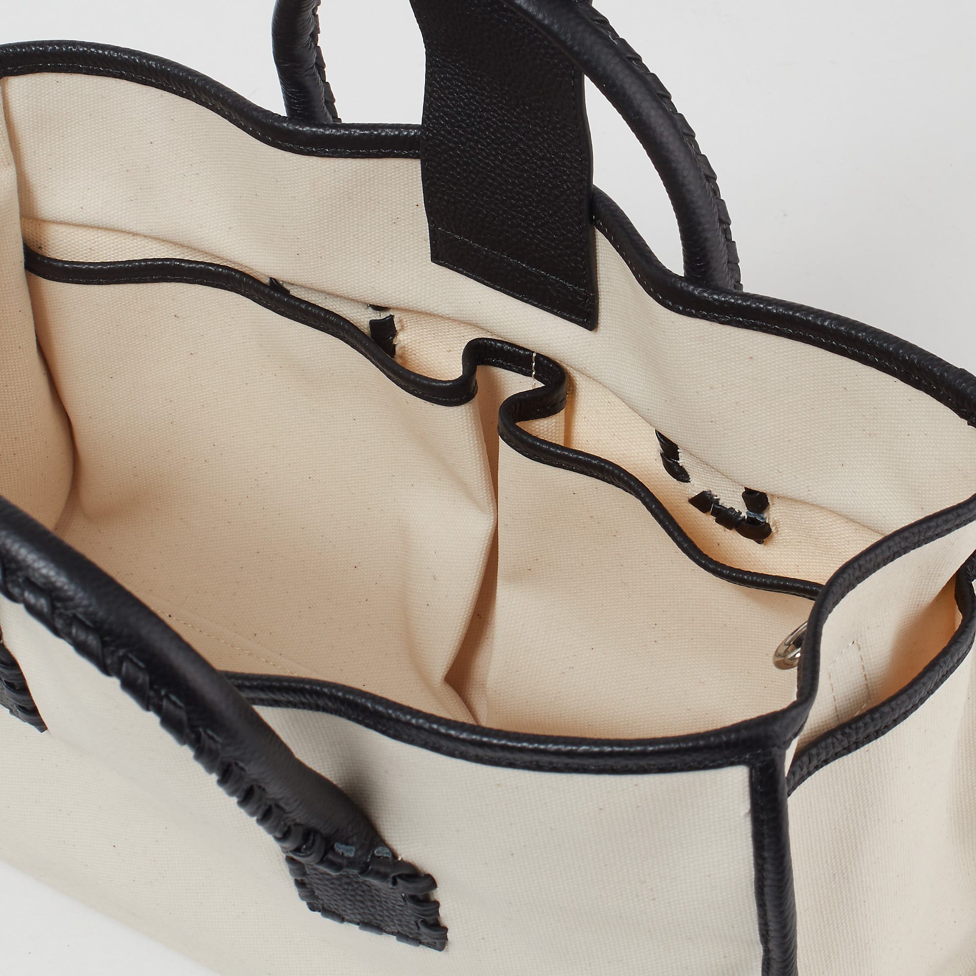 12closet
【高橋夏果さんコラボ】【撥水】ハピネスワークバッグ
￥17,600