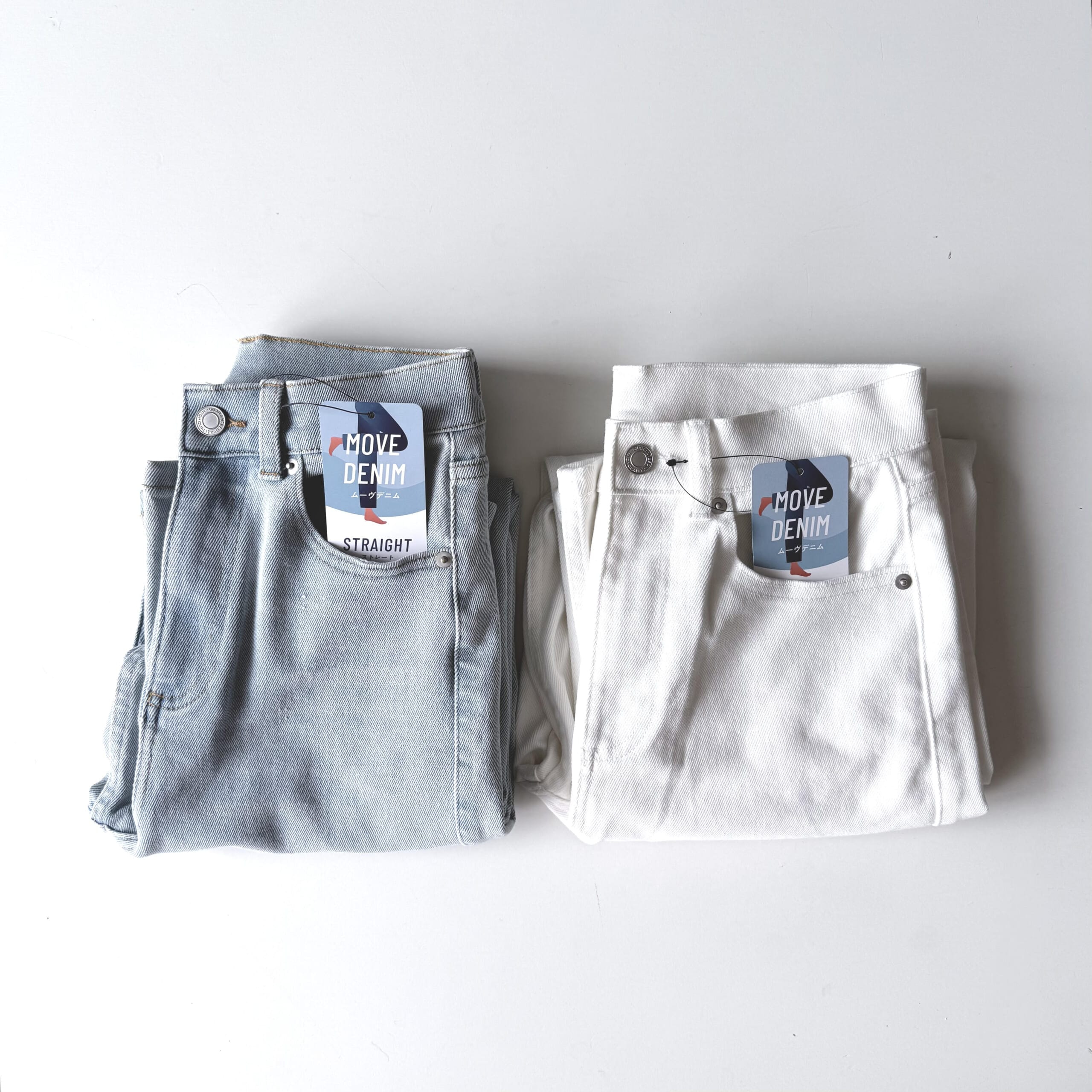 coca ムーヴデニムストレートパンツ ライトブルー Sサイズ　coca ムーヴデニムストレートパンツ　 ホワイト Sサイズ