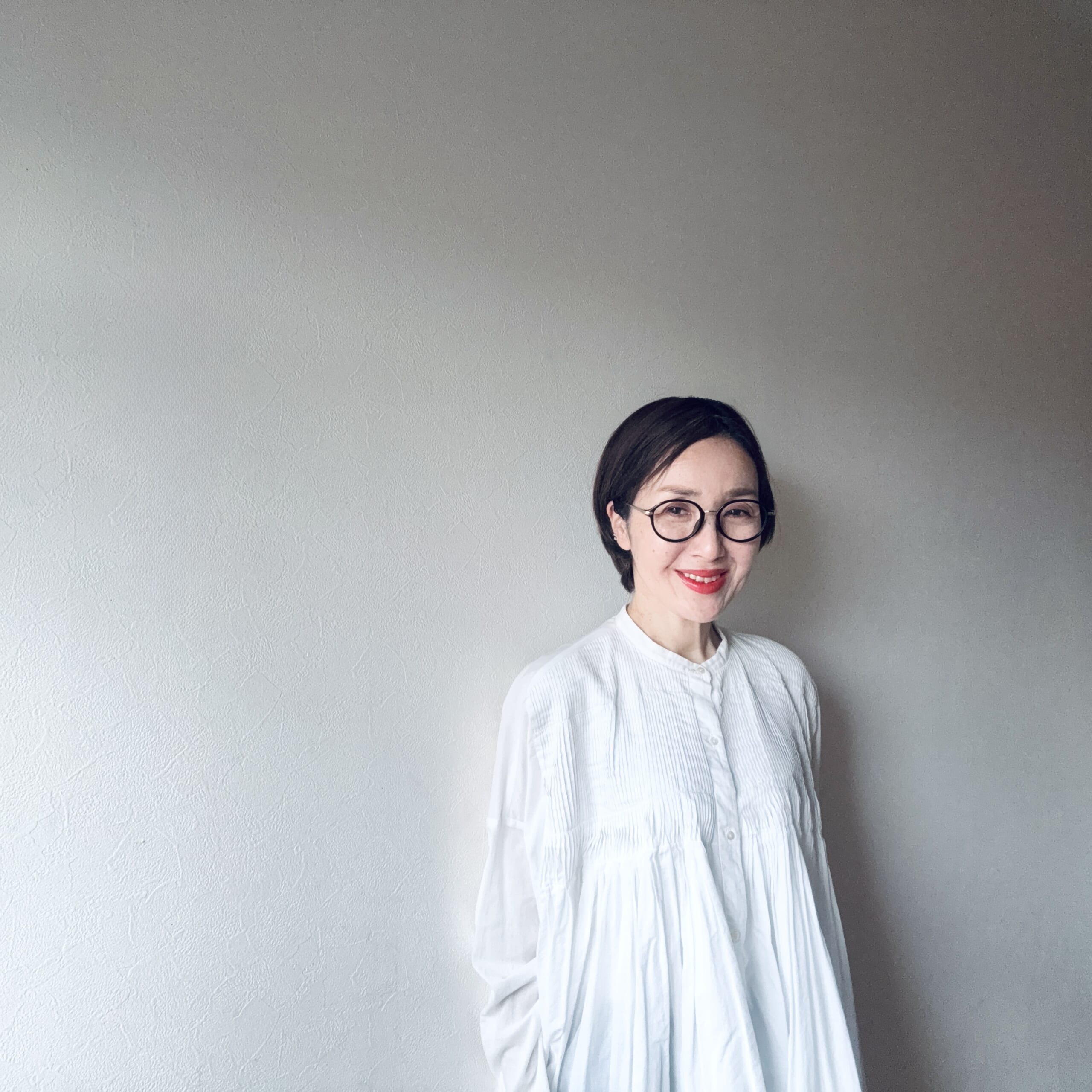 ヘアカット　mizuiro ind ブラウス
